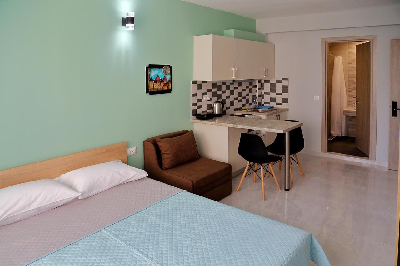 Menta Studios Thessaloniki Exterior photo